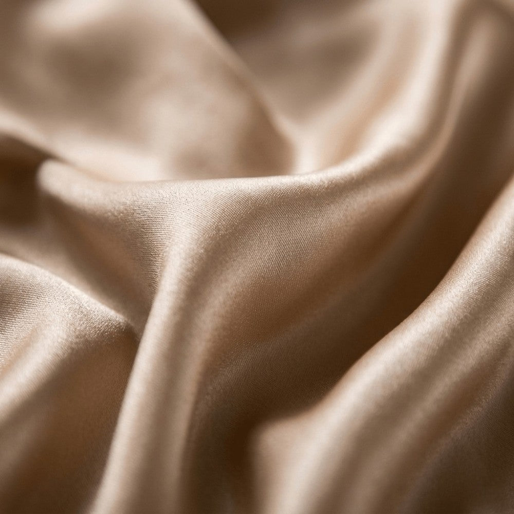 beige_silk_duvet_cover_closeup_image